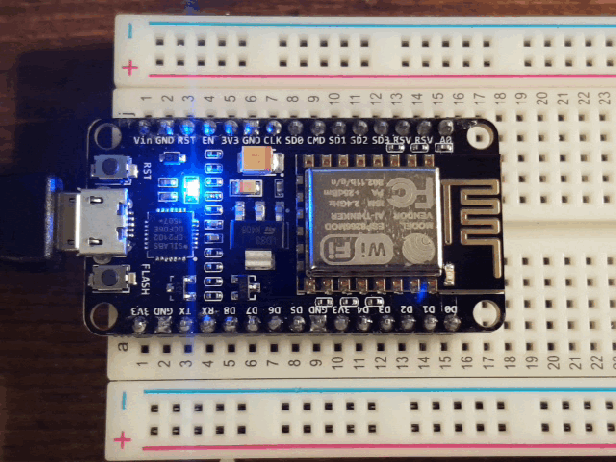 esp8s66-nodemcu开发板的LED开始闪烁